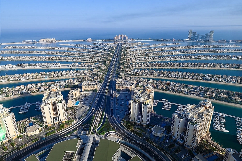 Từ sa mạc khô cằn, Dubai phát triển ngoạn mục với những công trình đẳng cấp