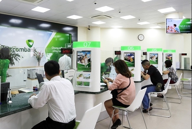 Gửi tiết kiệm 100 triệu đồng kỳ hạn 6 tháng tại Vietcombank nhận bao nhiêu tiền lãi?