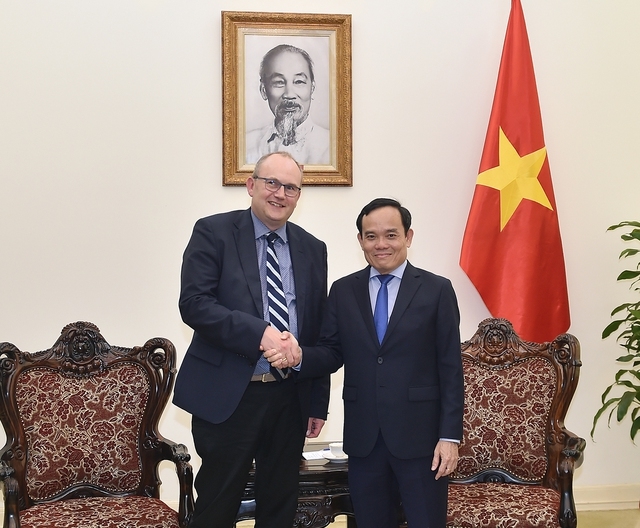 Phó Thủ tướng Trần Lưu Quang tiếp Giám đốc vận hành Tập đoàn LEGO