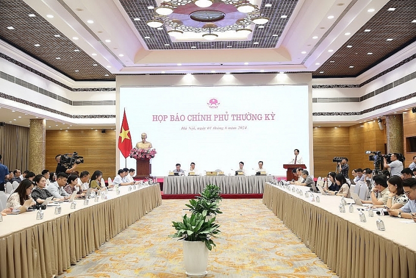Toàn cảnh buổi Họp báo Chính phủ thường kỳ tháng 5/2024 - Ảnh: VGP/Quang Thương