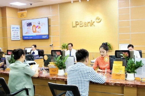 LPBank bất ngờ miễn nhiệm hai Phó Tổng Giám đốc