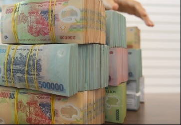 Gửi tiết kiệm 200 triệu đồng tại VietinBank kỳ hạn 6 tháng nhận lãi ra sao?