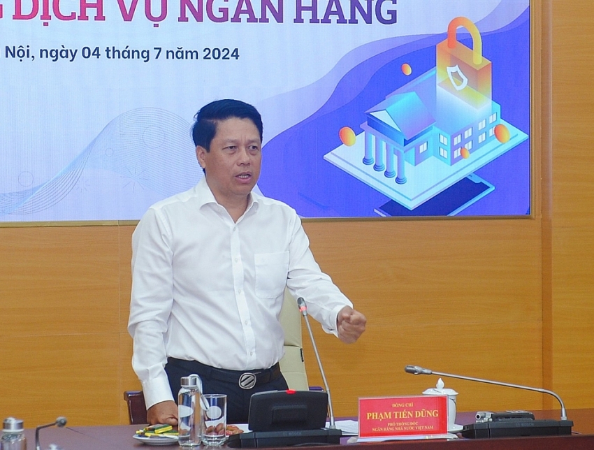 Phó Thống đốc NHNN Phạm Tiến Dũng phát biẻu tại Hội thảo