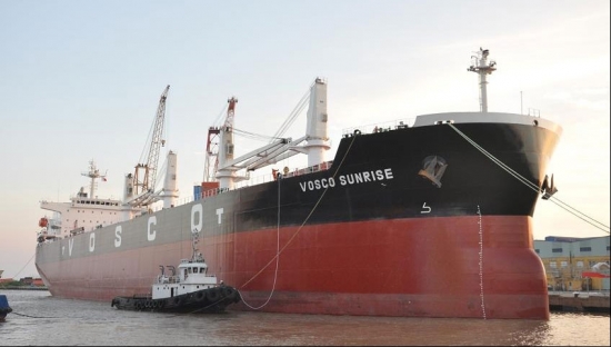 Cổ phiếu VOS tăng mạnh: Động lực tăng giá đến từ ... bán tàu?