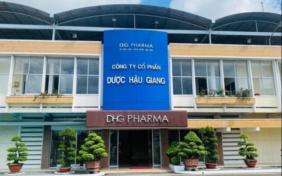 Loạt lãnh đạo một doanh nghiệp sản xuất thuốc hàng đầu Việt Nam nộp đơn từ nhiệm