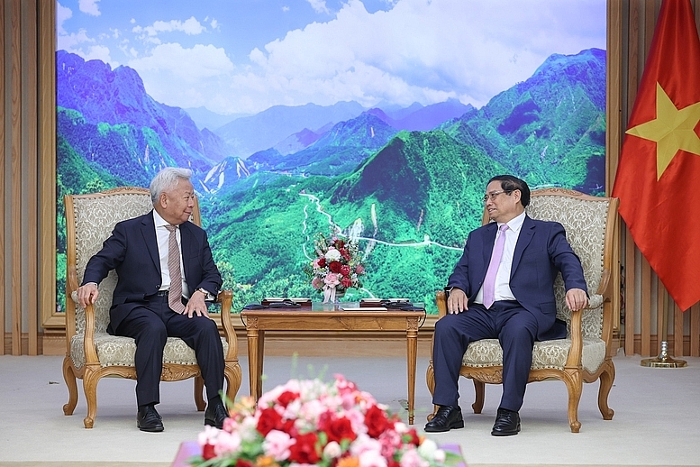 Thủ tướng Phạm Minh Chính tiếp ông Kim Lập Quần, Chủ tịch Ngân hàng Đầu tư cơ sở hạ tầng châu Á