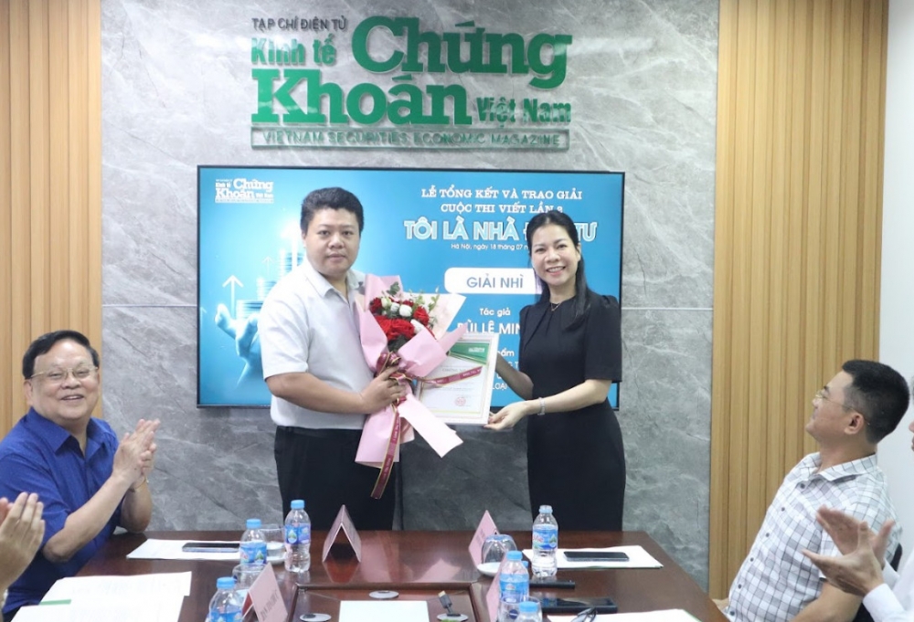 Tạp chí điện tử Kinh tế Chứng khoán Việt Nam tổng kết và trao giải cuộc thi viết “Tôi là Nhà đầu tư” lần thứ 2