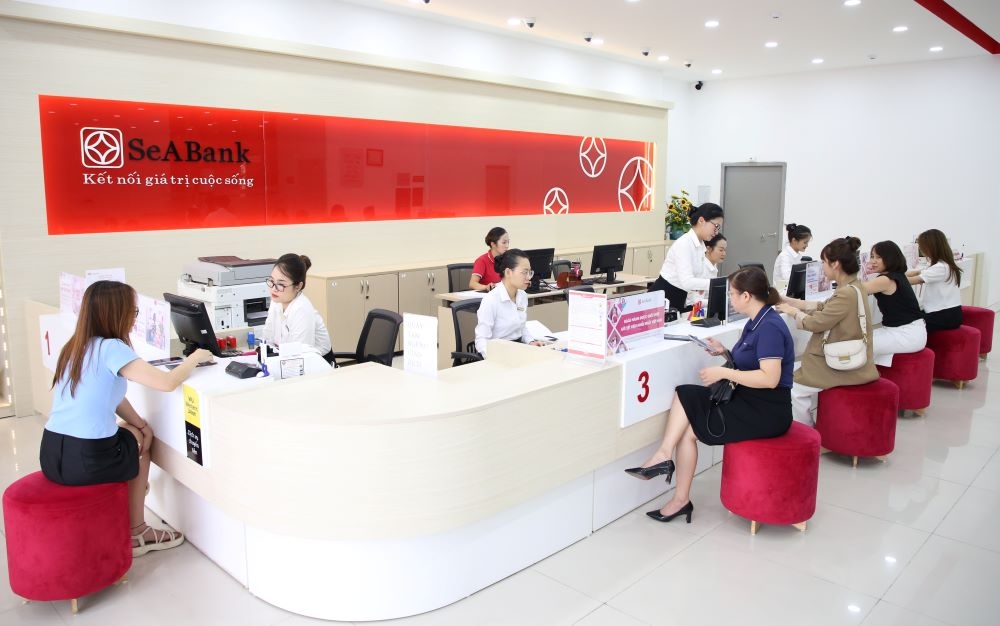 Ngân hàng TMCP Đông Nam Á (SeABank, mã chứng khoán SSB) công bố kết quả kinh doanh 6 tháng đầu năm 2024 với lợi nhuận trước thuế đạt hơn 3.238 tỷ đồng, tăng 61% so với cùng kỳ năm 2023. 