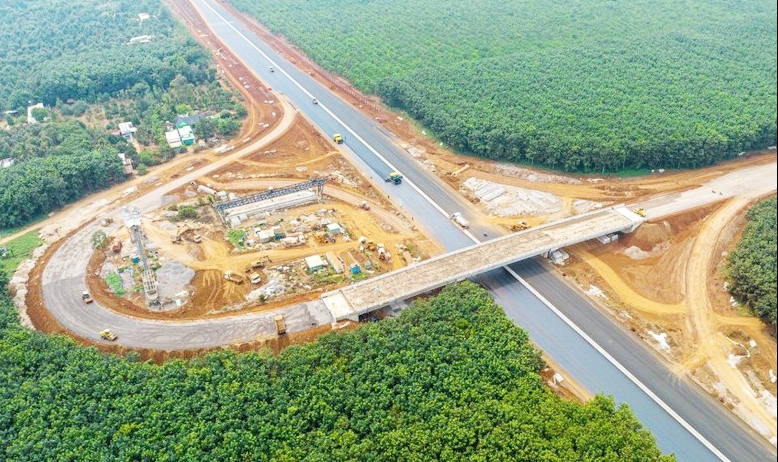 Nghiên cứu hoàn thiện Báo cáo về kết nối các tuyến cao tốc