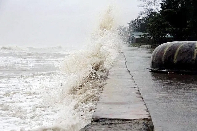 Công điện Thủ tướng: Các địa phương sẵn sàng ứng phó với áp thấp nhiệt đới