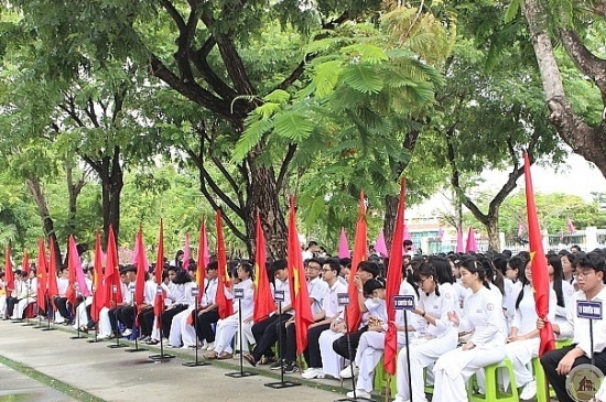 Học sinh Quảng Nam được miễn học phí: Công lập và tư thục cùng hưởng lợi