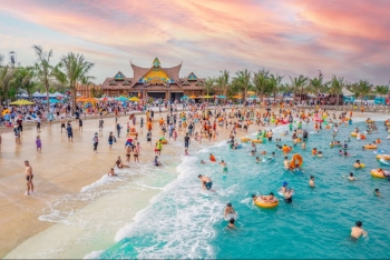 Sống thăng hoa suốt 4 mùa tại phân khu kề bên “kỳ quan” VinWonders Wave Park