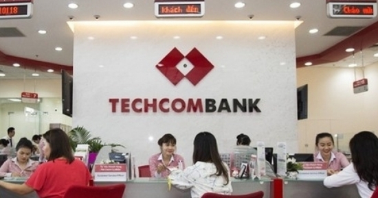 Techcombank báo lãi lớn, CASA lập kỷ lục mới