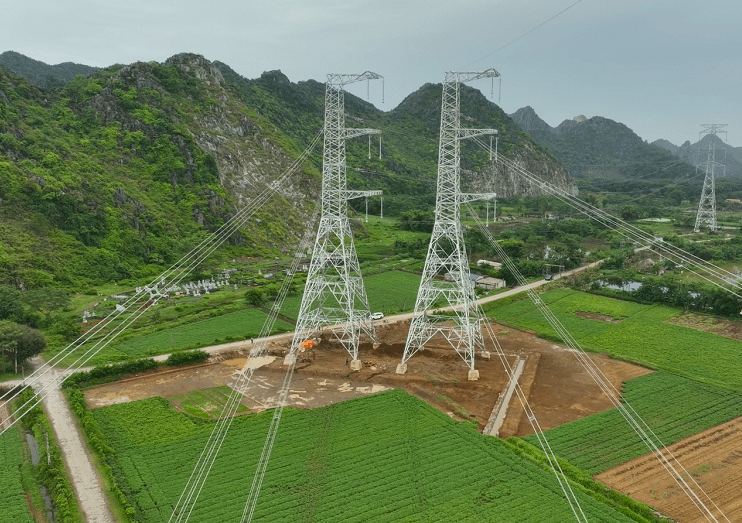 EVN đầu tư hơn 7.000 tỷ đồng vào dự án đường dây 500kV Lào Cai - Vĩnh Yên