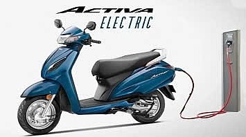 Tạm biệt xe xăng, Honda ra mắt xe máy chạy điện với giá cực mềm: Vision 