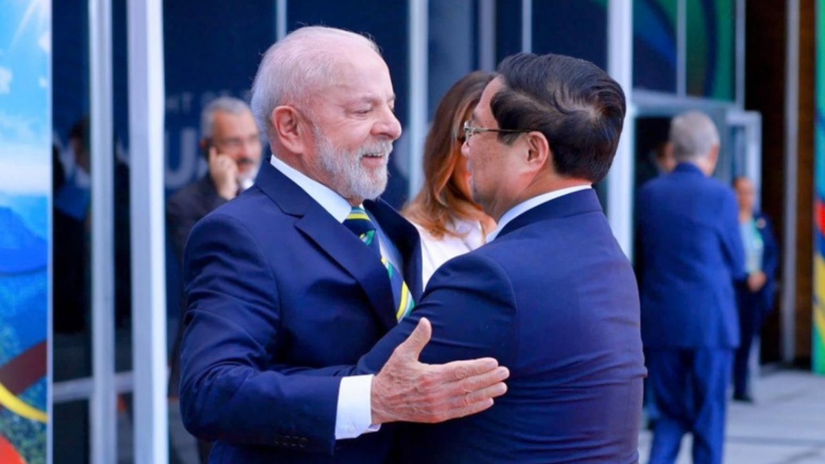 Tổng thống Brazil, Chủ tịch G20 Luiz Inácio Lula da Silva đón Thủ tướng Phạm Minh Chính tham dự Hội nghị thượng đỉnh G20 - Ảnh: VGP/Nhật Bắc