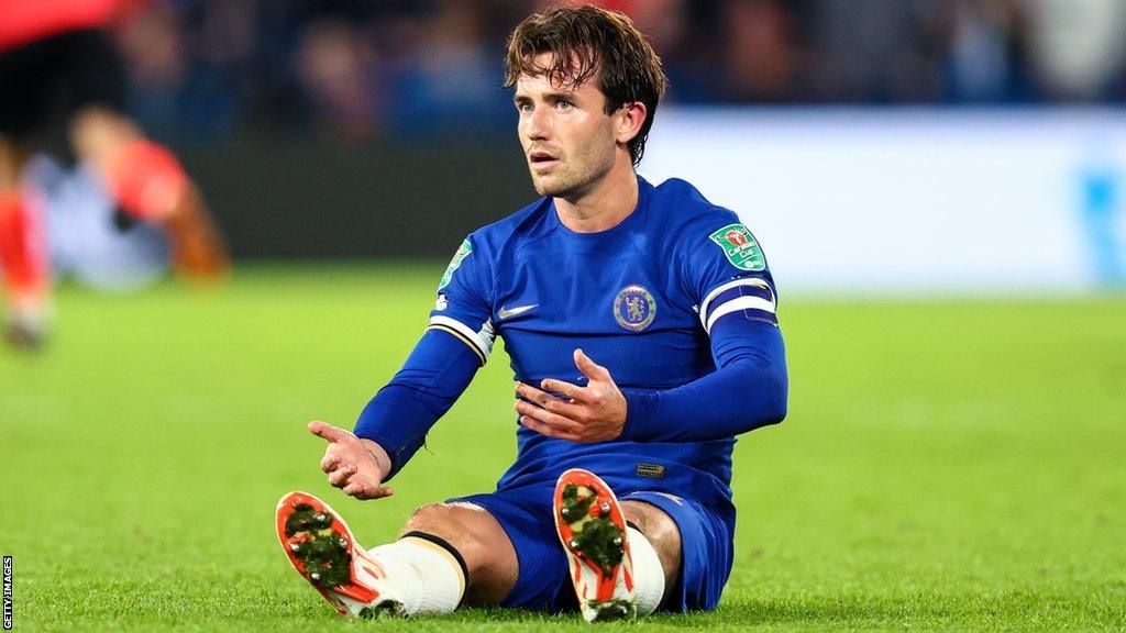 Tin chuyển nhượng bóng đá sáng 22/11: MU quan tâm tới Kolo Muani; Ben Chilwell đàm phán với Juvetus