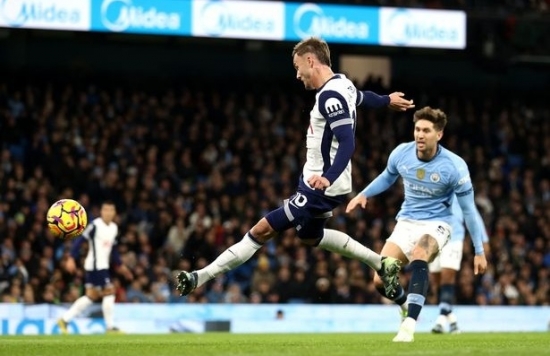 Thiếu vắng "Quả bóng vàng", Manchester City bị Tottenham đè bẹp không thương tiếc