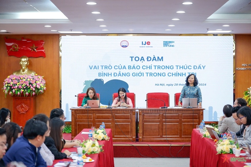 Quang cảnh tọa đàm.