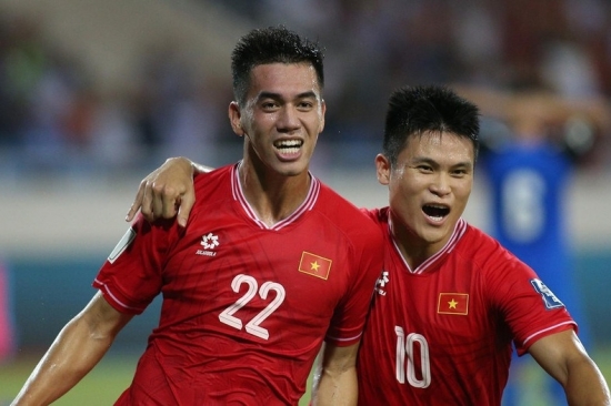 Danh sách đội tuyển Việt Nam tham dự AFF Cup 2024: Văn Lâm, Phan Văn Đức tiếc nuối rời đội tuyển