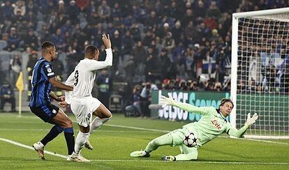 Kết quả Cúp C1 Châu Âu (UEFA Champions League) 2024/2025 hôm nay: Atalanta 2-3 Real Madrid; Leverkusen 1-0 Inter Milan