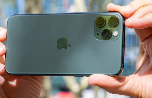 Lộ diện chiếc iPhone 3 camera giá rẻ nhất thị trường: "Món hời" cuối năm tặng người dùng