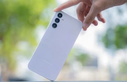 "Món quà đặc biệt" nhà Samsung tặng người dịp cuối năm: Hơn 2 triệu nhưng tính năng nào cũng có