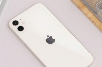 Giá iPhone 11 rẻ chưa từng có: "Nội thất" xịn sò, liên tục "cháy hàng" cuối năm 2024