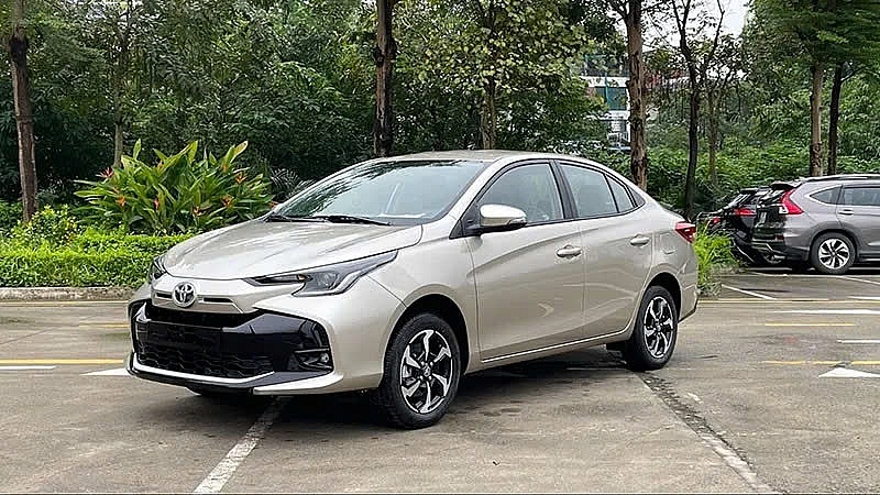 Toyota Vios giảm giá mạnh cuối năm: Cơ hội vàng để sở hữu xe hạng B đẳng cấp