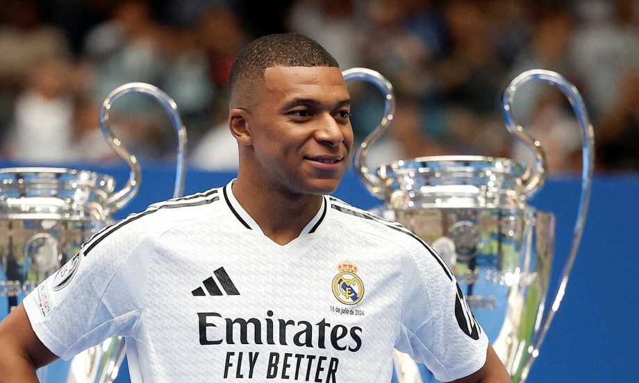 Điểm nhấn kỳ chuyển nhượng 2024: Mbappe tới Real Madrid; Julian Alvarez tới Atletico Madrid;...