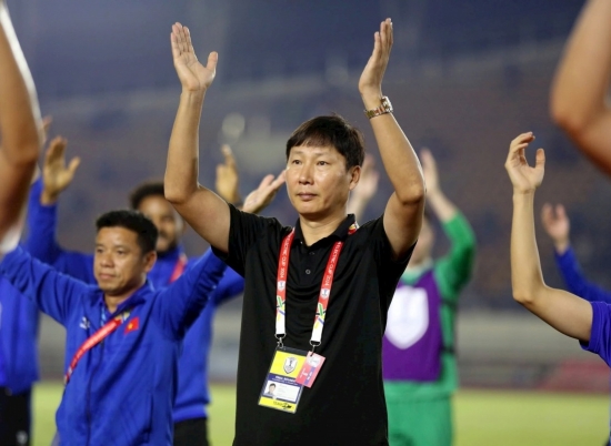 Sức mạnh "nụ cười" của HLV Kim Sang-sik chính là "chìa khóa" vô địch tại AFF Cup 2024