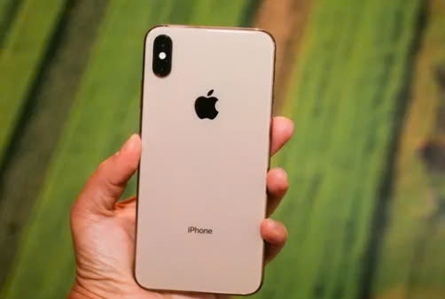 Giá iPhone XS Max giữa tháng 1/2025: Siêu phẩm một thời, giá chấn động mọi phân khúc