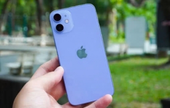 iPhone 12 "gây sốt" cận Tết vì giá tốt chưa từng có