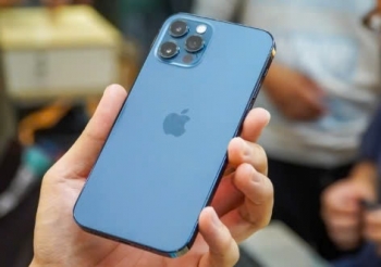 Bật mí "món quà đặc biệt" nhà Táo tặng người dùng cận Tết: Khi iPhone 12 Pro giá chỉ còn "chút chút"