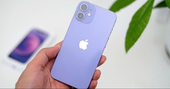 "Quà khủng" nhà Táo dịp khai xuân Ất Tỵ 2025: Khi iPhone 12 đã về giá bình dân