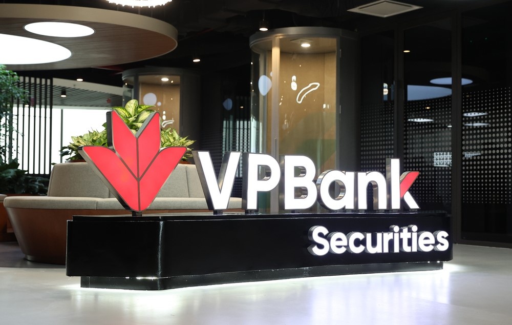 VPBankS niêm yết 12 mã chứng quyền, đón sóng đầu tư năm 2025