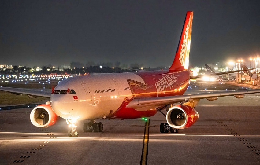 Tàu bay Vietjet tại sân bay Miami, Florida, Hoa Kỳ (ảnh: T.L)