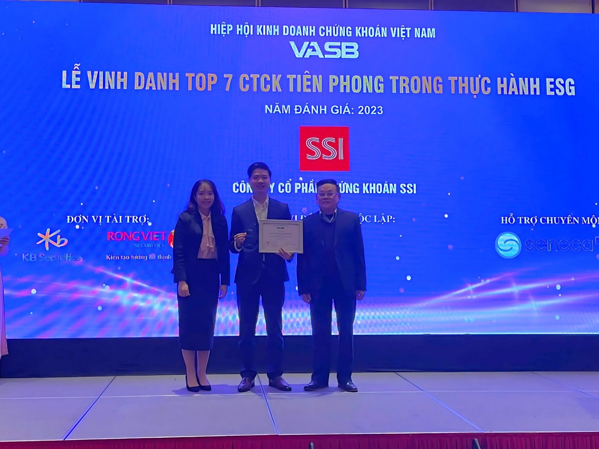 VASB vinh danh 7 công ty chứng khoán dẫn đầu về thực hành ESG