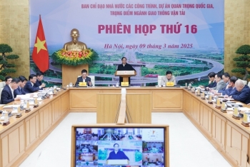 Thủ tướng chủ trì phiên họp 16 Ban Chỉ đạo các dự án GTVT trọng điểm