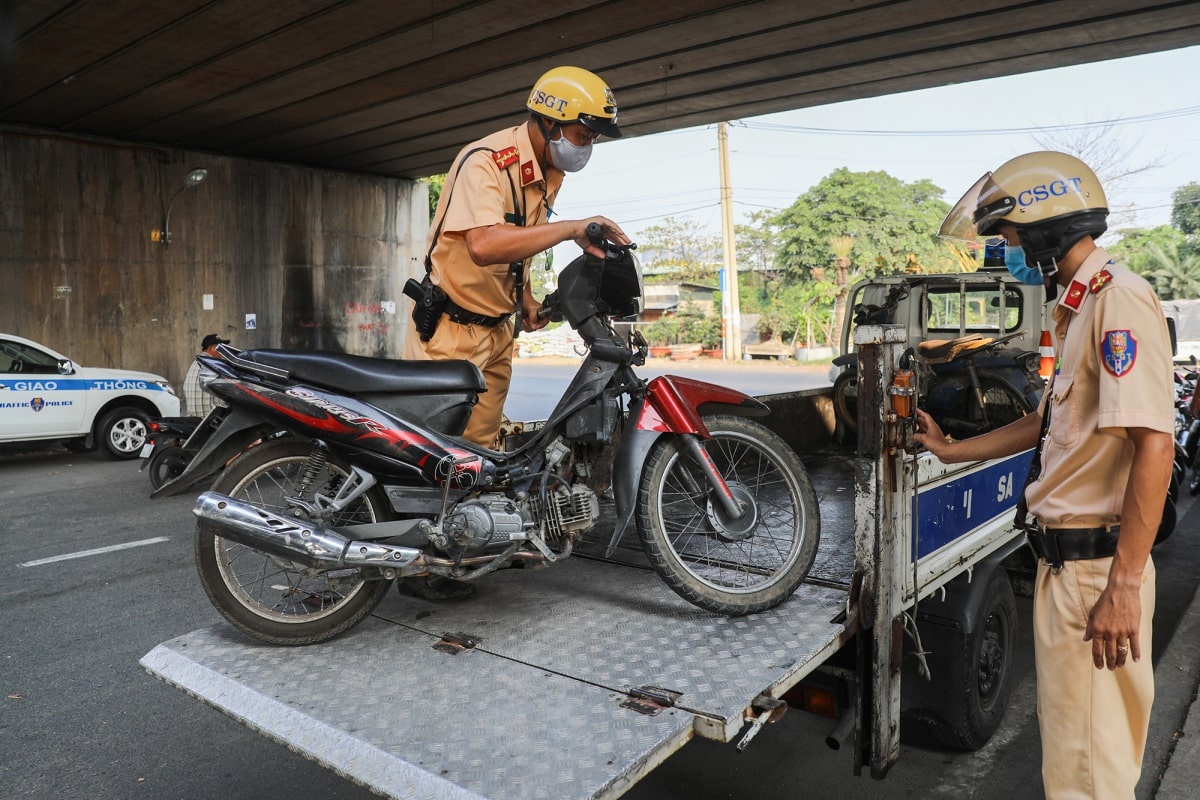 Cẩn thận: 12 hành vi vi phạm giao thông này có thể khiến bạn bị tịch thu xe vĩnh viễn