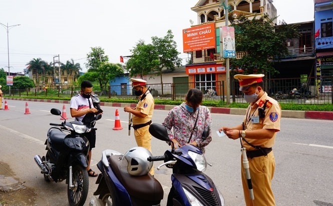 Ra đường mà không đáp ứng những điều kiện này, bạn có thể bị CSGT phạt tối đa đến 10 triệu đồng