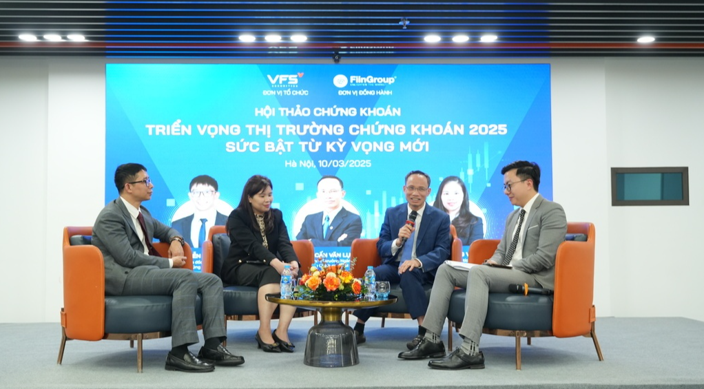 Thanh khoản chứng khoán áp sát mốc tỷ đô, VN-Index có thể chinh phục ngưỡng 1.400 điểm