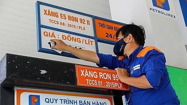 Giá xăng dầu tiếp tục giảm sâu trong kỳ điều hành ngày 13/3