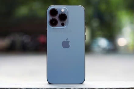 Giá iPhone 13 Pro chạm đáy giữa tháng 3/2025: Người vừa mua iPhone 16 ngậm ngùi tiếc nuối