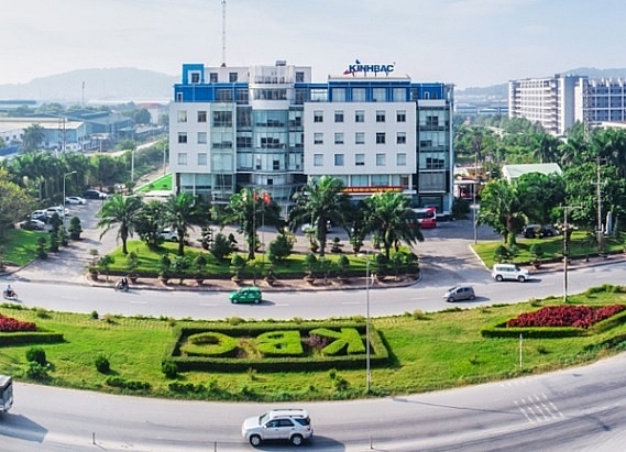 Kinh Bắc City (KBC) nằm trong số những doanh nghiệp đặt mục tiêu kinh doanh đầy tham vọng cho năm 2025. Quan sát cho thấy, ở các năm trước KBC nhiều lần đặt mục tiêu cao nhưng không hoàn thành với nhiều lý do