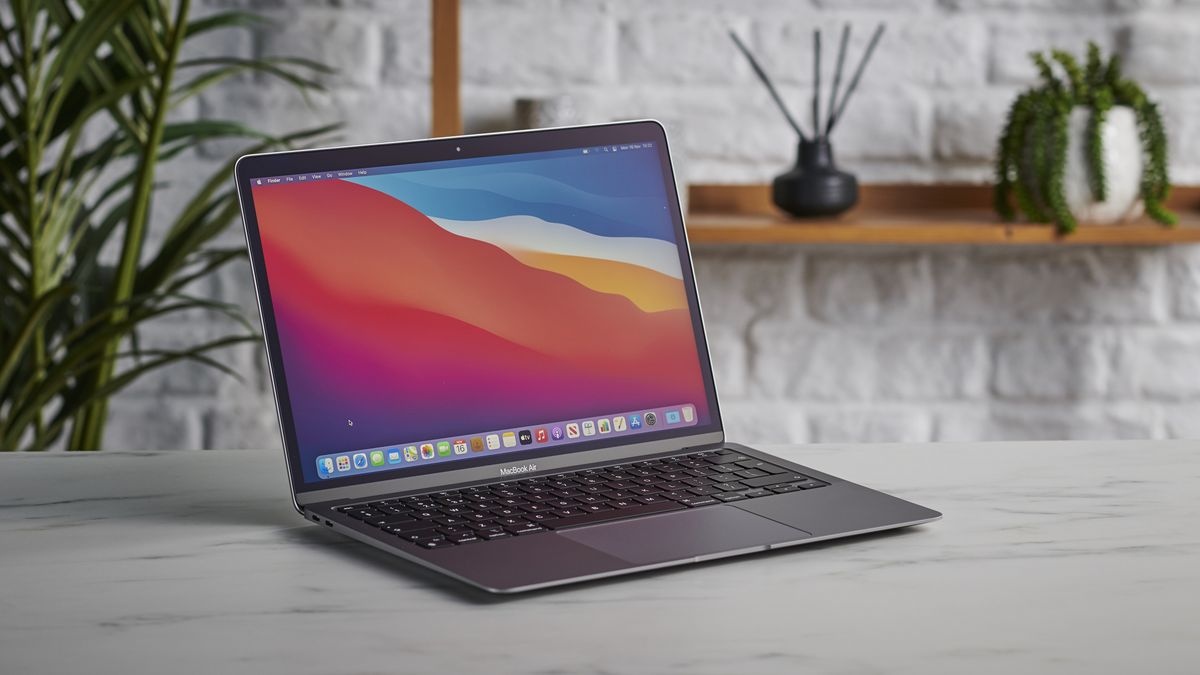 MacBook Air M1 chuẩn bị 