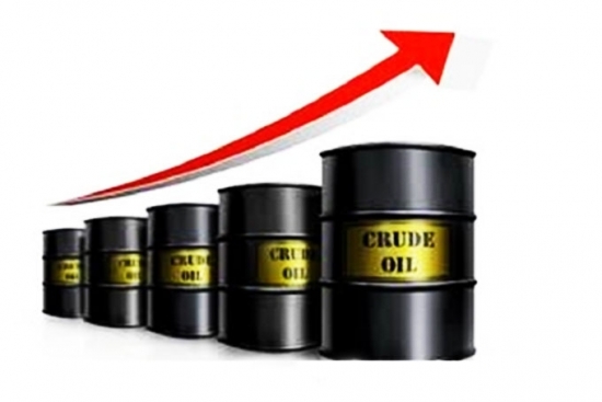 Giá xăng dầu hôm nay 26/11: Tiếp tục đà tăng trưởng
