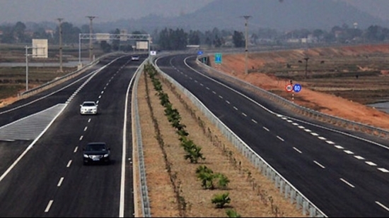 Kon Tum đề xuất đưa tuyến cao tốc Bờ Y - Ngọc Hồi vào quy hoạch
