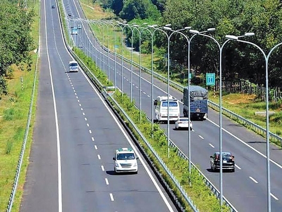 Tin tức dự án hạ tầng giao thông ngày 2/1: Đẩy nhanh tiến độ nâng cấp hai tuyến quốc lộ qua Gia Lai