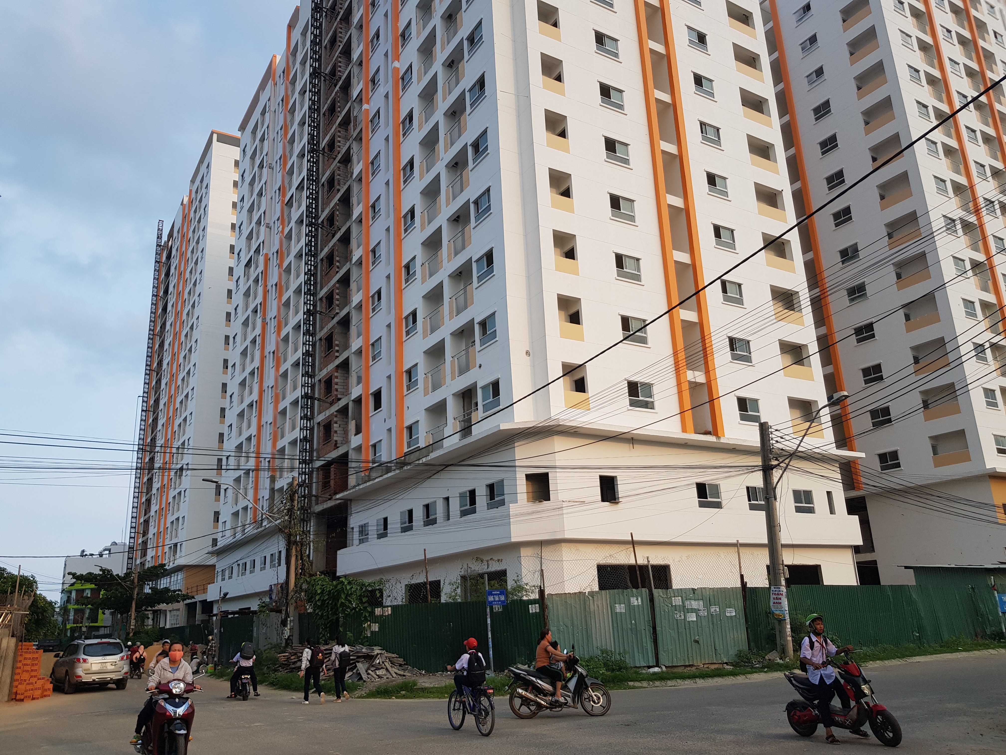 Bàn giao 285 căn hộ tại Dự án Nhà ở xã hội HQC Nha Trang cho khách hàng